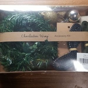 Gift Wrap Holiday Accessory Kit NIB
